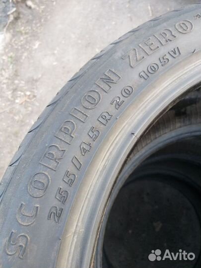 Pirelli Scorpion Zero 255/45 R20 107W