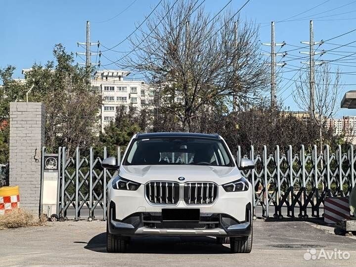 BMW X1 2.0 AMT, 2024, 3 931 км