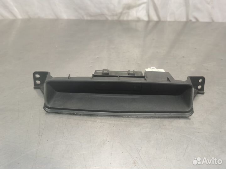 Часы Toyota Hilux