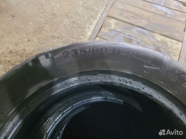 Continental ContiEcoContact 5 235/60 R18 V