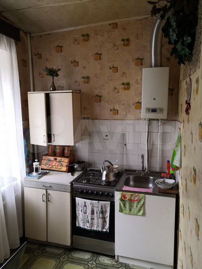 Комната 14 м² в 2-к., 2/4 эт.