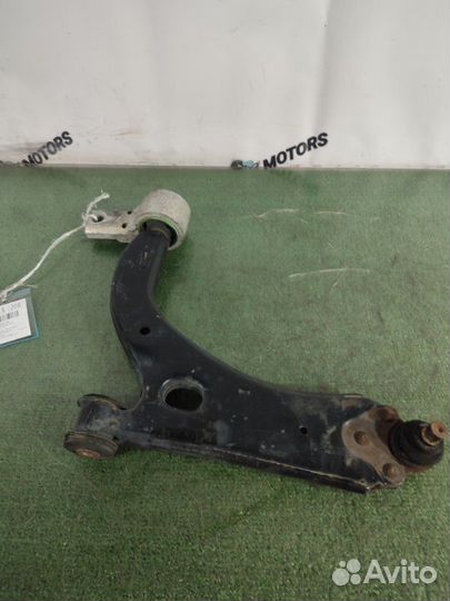 Рычаг подвески передний левый Mazda Demio DY3W