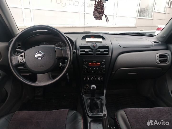 Nissan Almera Classic 1.6 МТ, 2011, 103 985 км