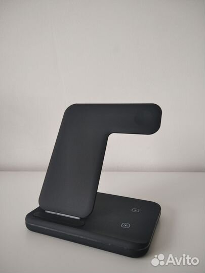 Беспроводная зарядка. Док станция для 3-х