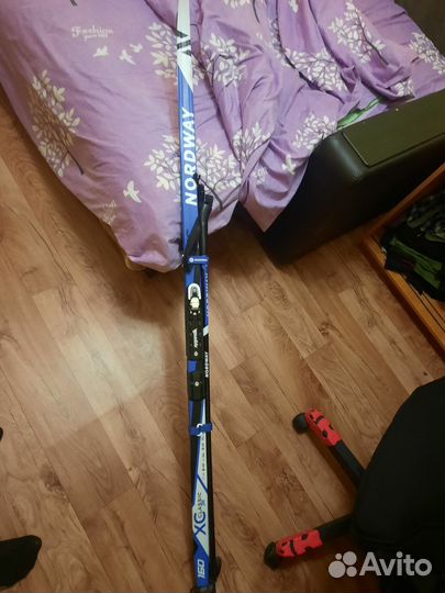 Продам лыжи