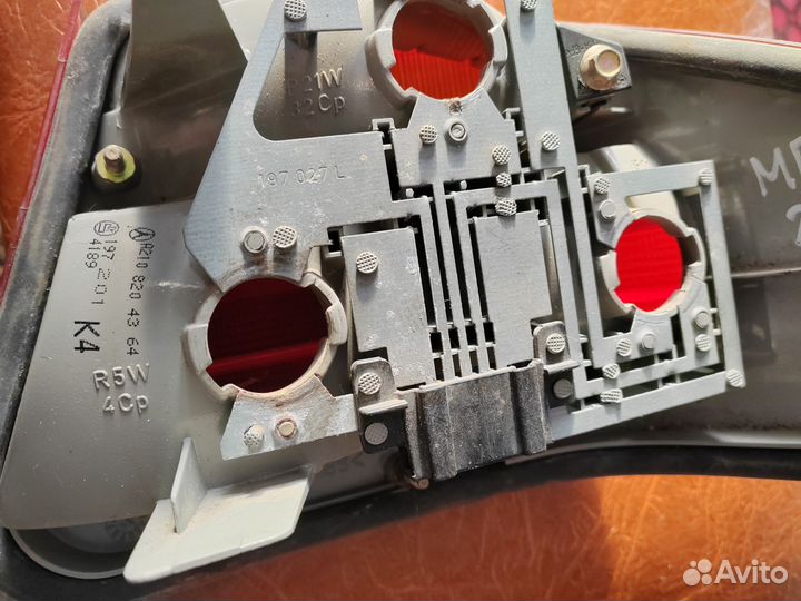 Задние стоп