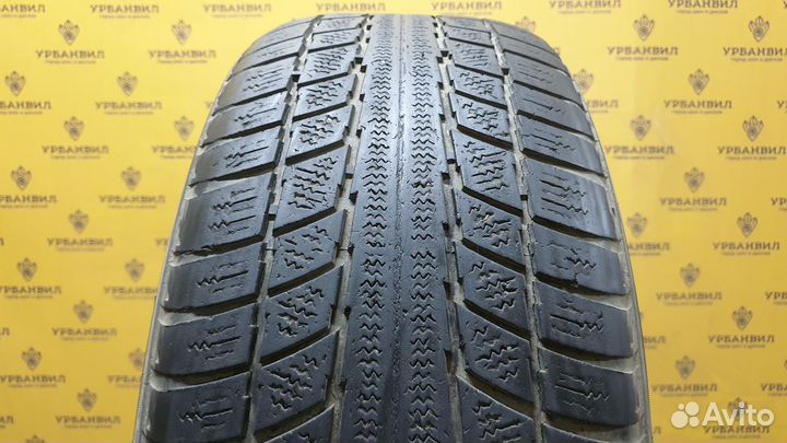 Triangle TR777 235/65 R17