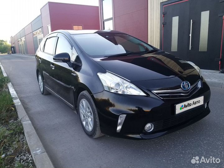 Toyota Prius Alpha 1.8 CVT, 2014, 226 000 км