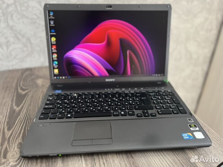 Ноутбук sony vaio i7