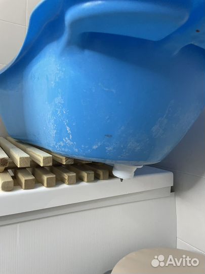 Ванночка для купания с горкой