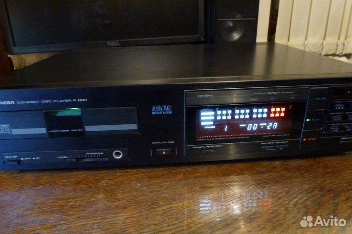 Проигрыватель CD Pioneer P-D90