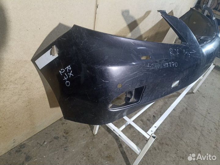 Бампер передний Lexus Rx270