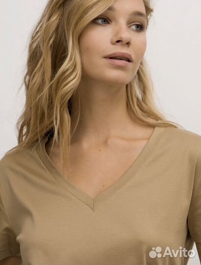 Футболка женская