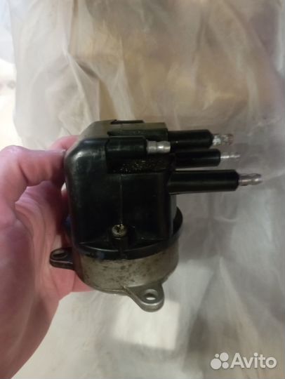 Трамблер Renault Laguna 1995