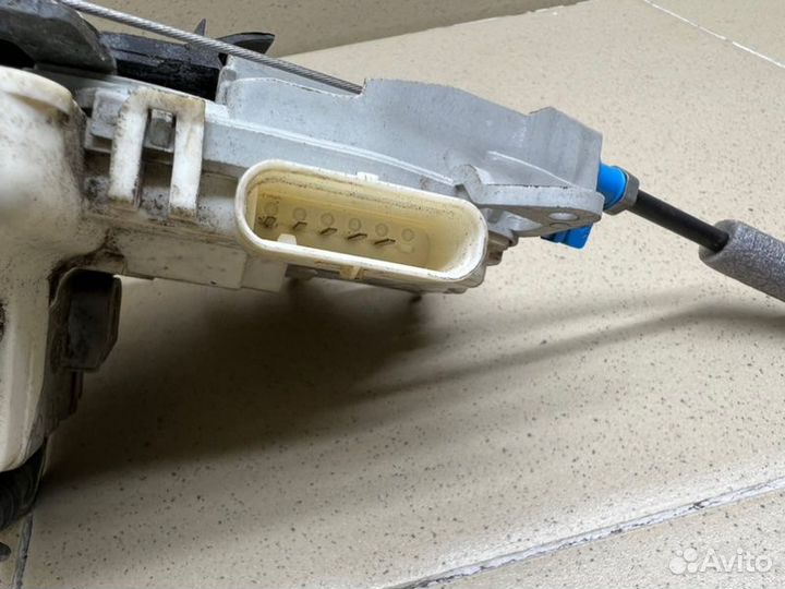 Замок двери задний левый Audi A3 8V czca 2014