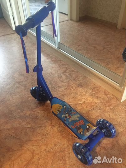 Самокат детский трехколесный новый