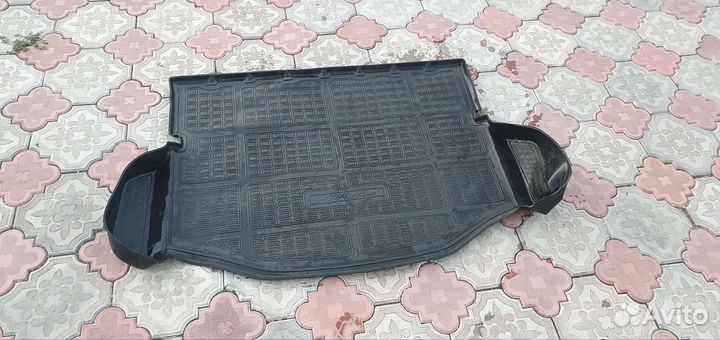 Коврик в багажник Toyota rav4 и второе дно