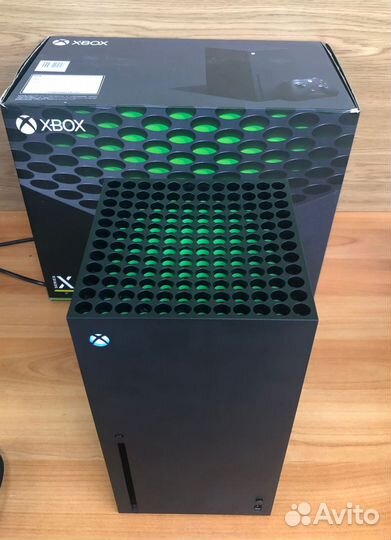 Игровая приставка Microsoft Xbox Series X 1 тб