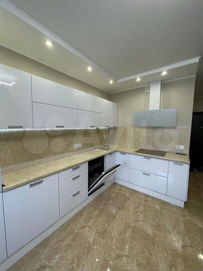 1-к. квартира, 56 м², 15/17 эт.