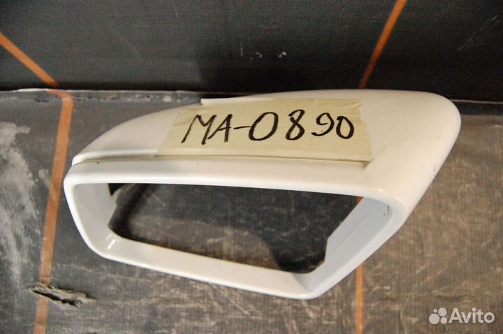 Накладка зеркала левого- Mercedes-Benz GLK-X204