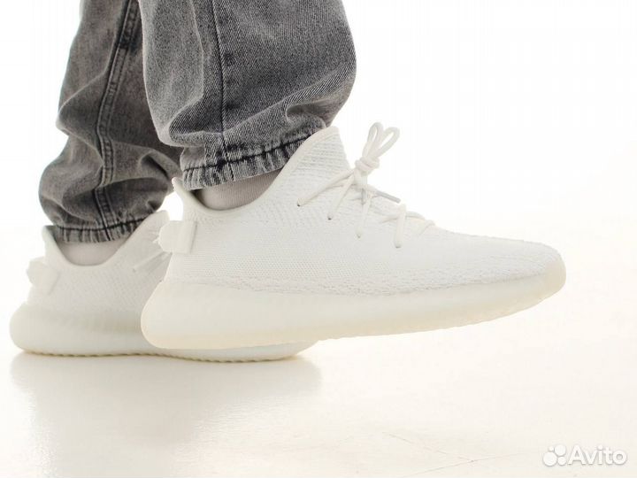 Кроссовки Adidas Yeezy boost 350 v2 'cream white'