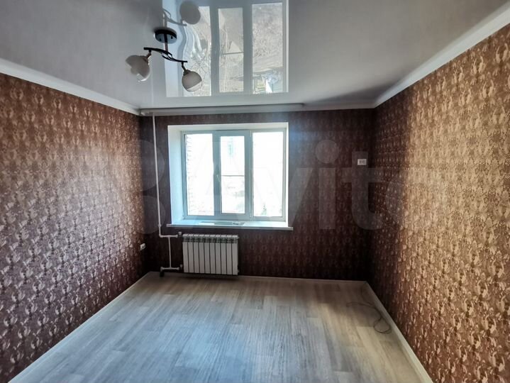 Комната 35 м² в 2-к., 2/9 эт.