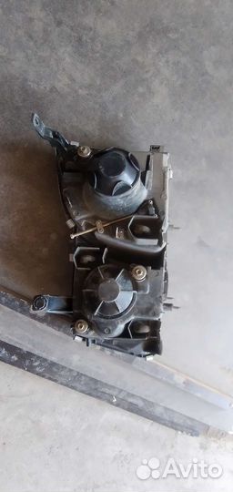 Фара правая Lexus lx 470