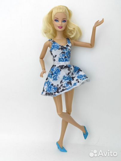 Barbie Fashionista 2011