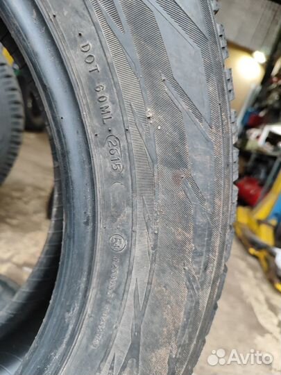 Nokian Tyres Hakkapeliitta R2 SUV 235/60 R18