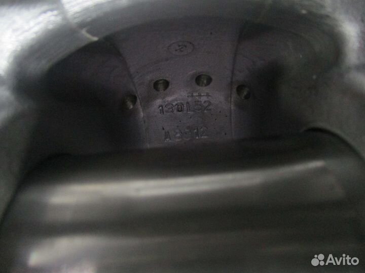 Поршень Mahle/knecht 130L52