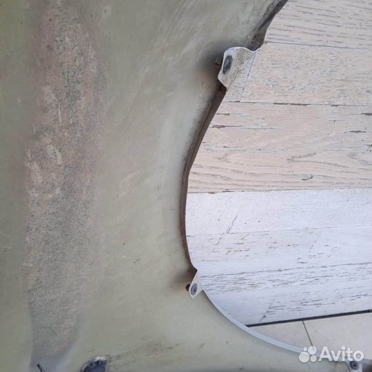 Крыло переднее левое Volkswagen Golf 4