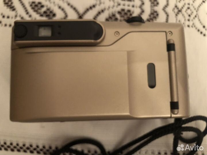 Плёночный фотоаппарат Konica Z-up 150 VP