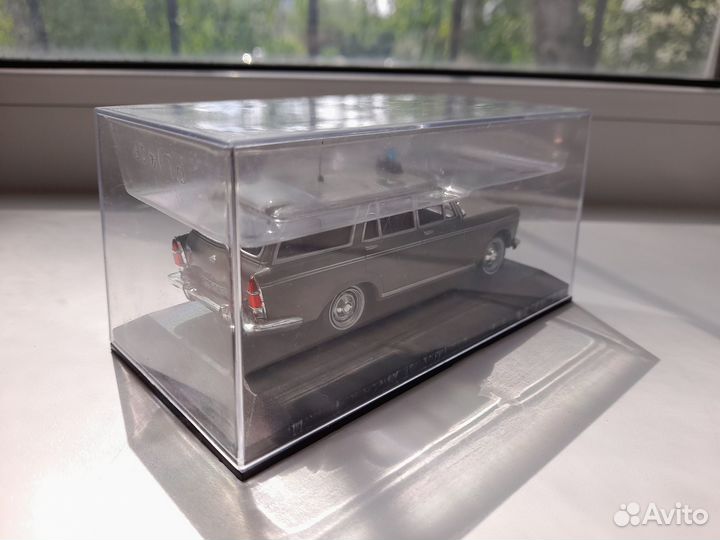 1/43 Seat 1500 Familiar Policia