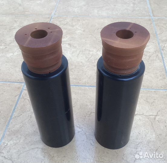 Пыльники+отбойники оригинал Тойота