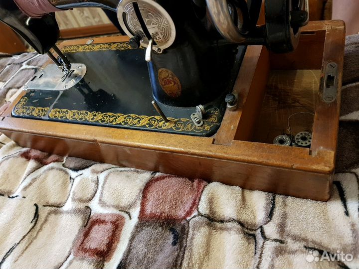 Швейная машина Подольская