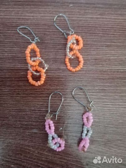 Украшения из бисера