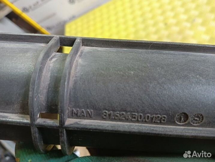 Кабельная шахта правая Man Tgs Tgx