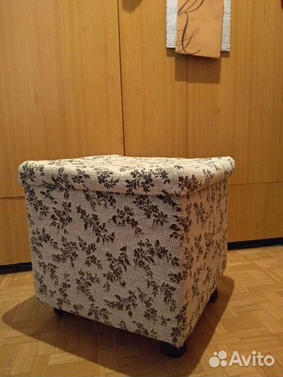 Банкетка пуфик