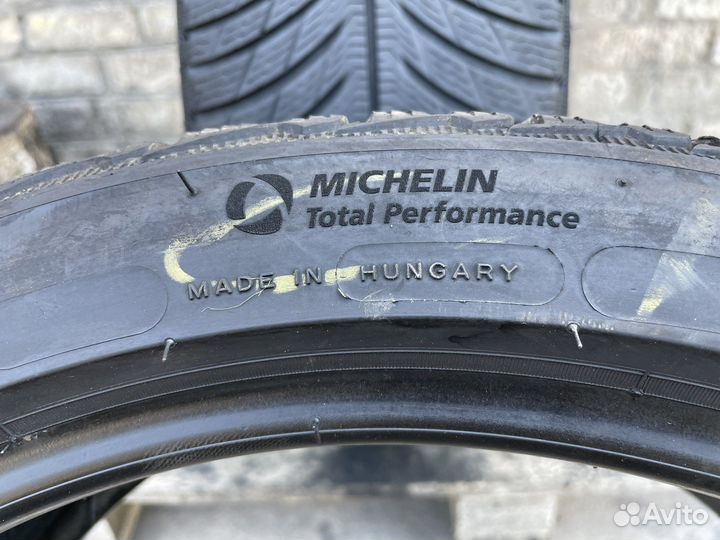 Michelin Pilot Alpin 5 235/40 R19
