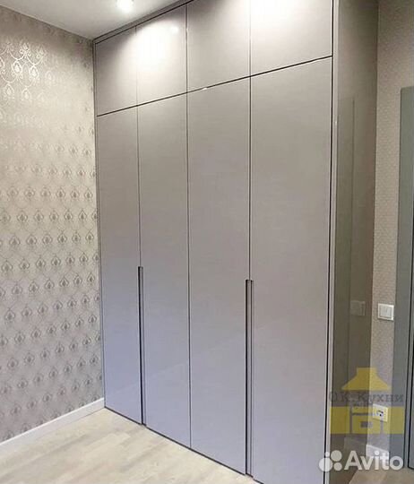 Встроенный шкаф