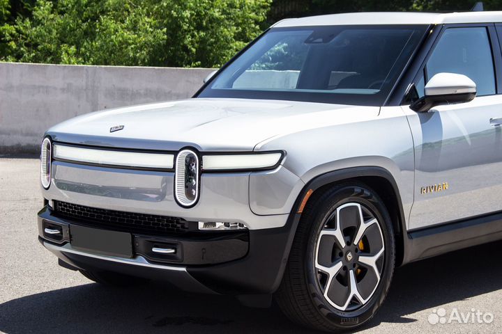 Rivian R1T 760 л.с. AT, 2023, 11 230 км