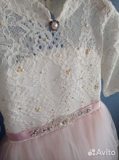 Праздничное платье для девочки