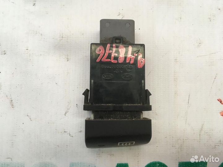 Кнопка обогрева заднего стекла для Kia Rio 2 2005