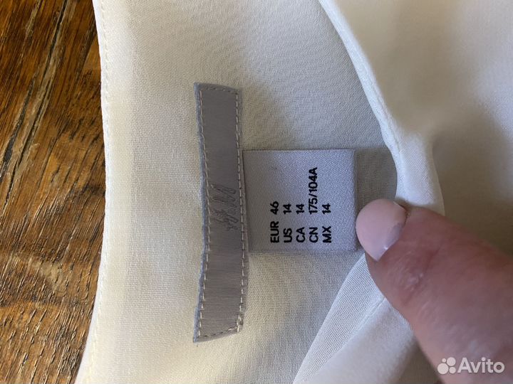 Шикарная блузка HM с открытыми плечами 50-52