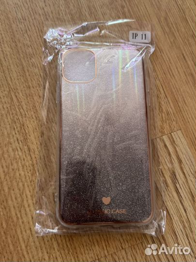 Чехол на iPhone 11