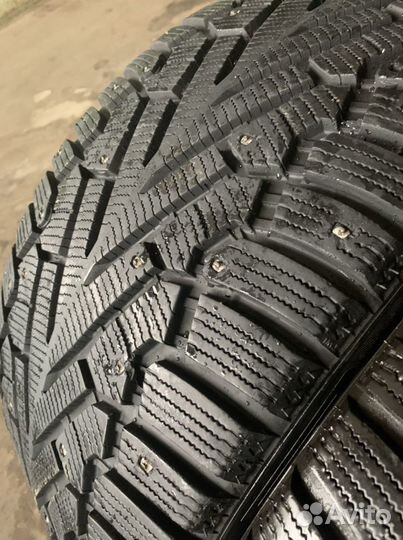 Pirelli Ice Zero 295/35 R21 107H
