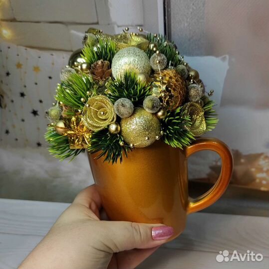 Новогодняя композиция в кружке. Новогодний декор