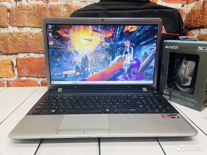 Ноутбук Samsung