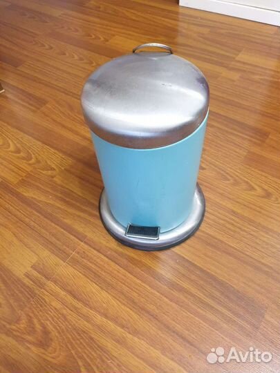 Ведро для мусора