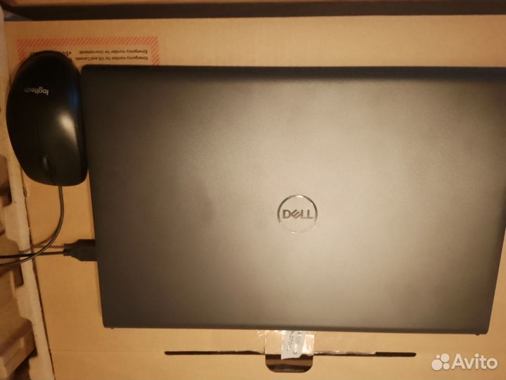 Dell Vostro 3520